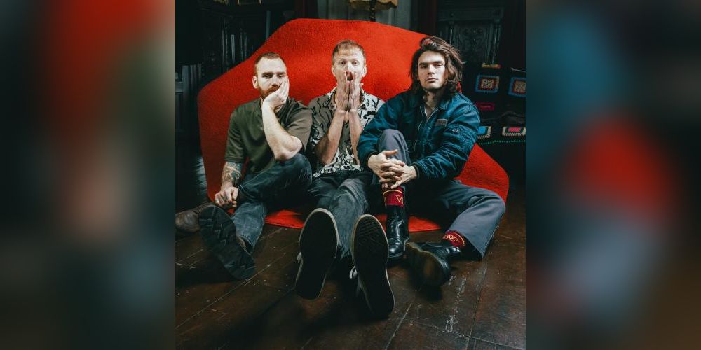 Kool Thing avec La Jungle + Adult DVD + Theatre + Chest. + Spice Gueuses DJ set • Antipode
